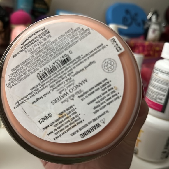 Bath and Body Works White Barn Mango Waters 3 Wick Candle - Picture 4 of 4